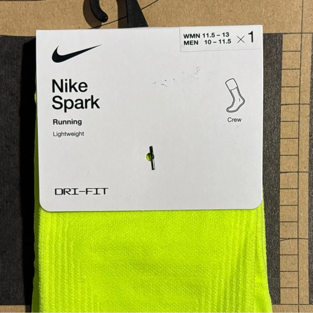 Nike Spark Running Lightweight Crew Socks DA3584-702 Neon Bright Volt reflective